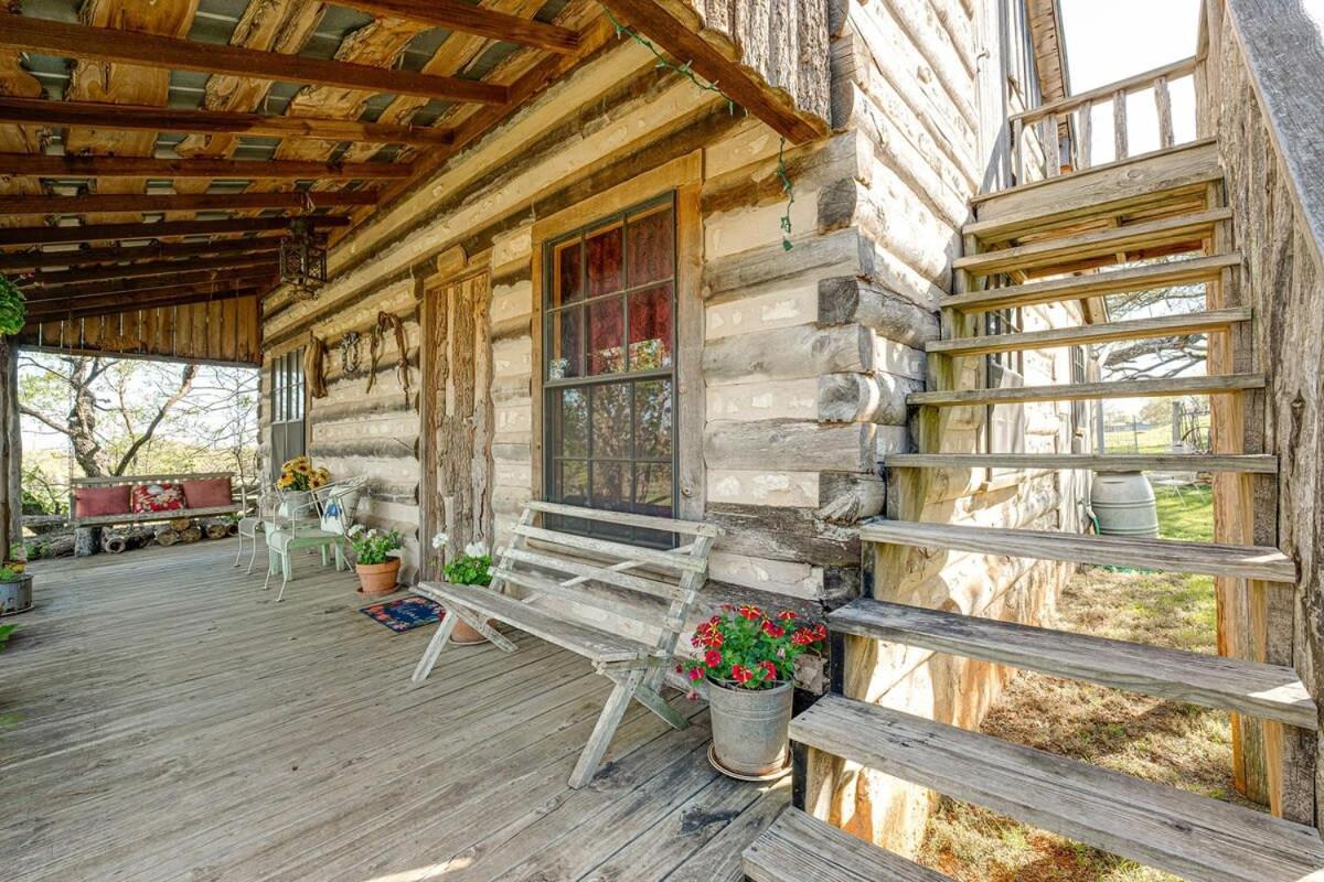 Das Eck Haus - Cozy Cabin Getaway Fredericksburg Bagian luar foto