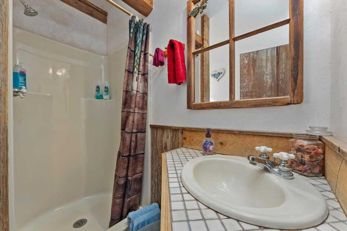 Das Eck Haus - Cozy Cabin Getaway Fredericksburg Bagian luar foto