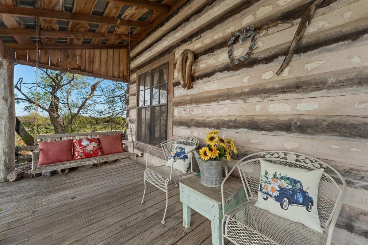 Das Eck Haus - Cozy Cabin Getaway Fredericksburg Bagian luar foto
