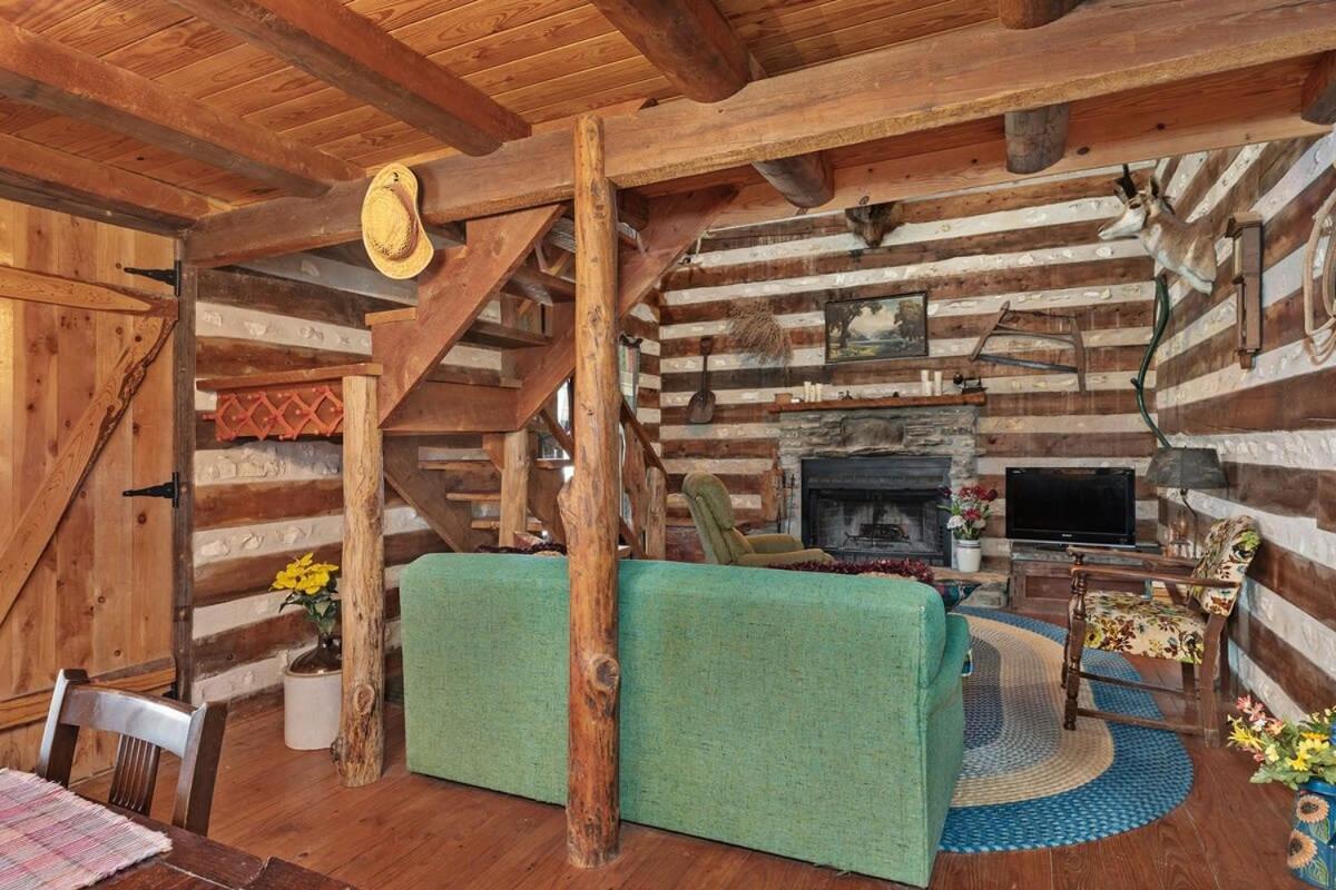 Das Eck Haus - Cozy Cabin Getaway Fredericksburg Bagian luar foto