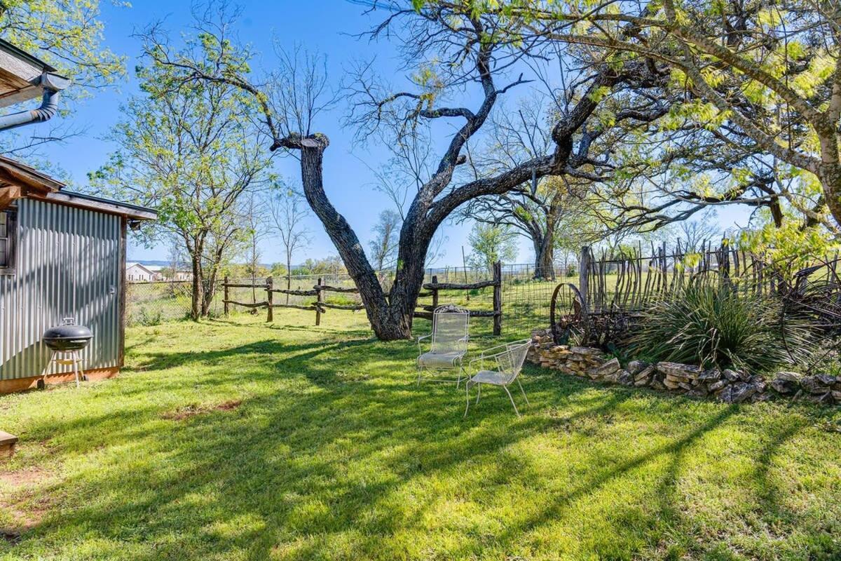 Das Eck Haus - Cozy Cabin Getaway Fredericksburg Bagian luar foto