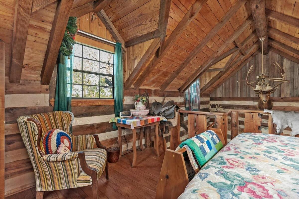 Das Eck Haus - Cozy Cabin Getaway Fredericksburg Bagian luar foto